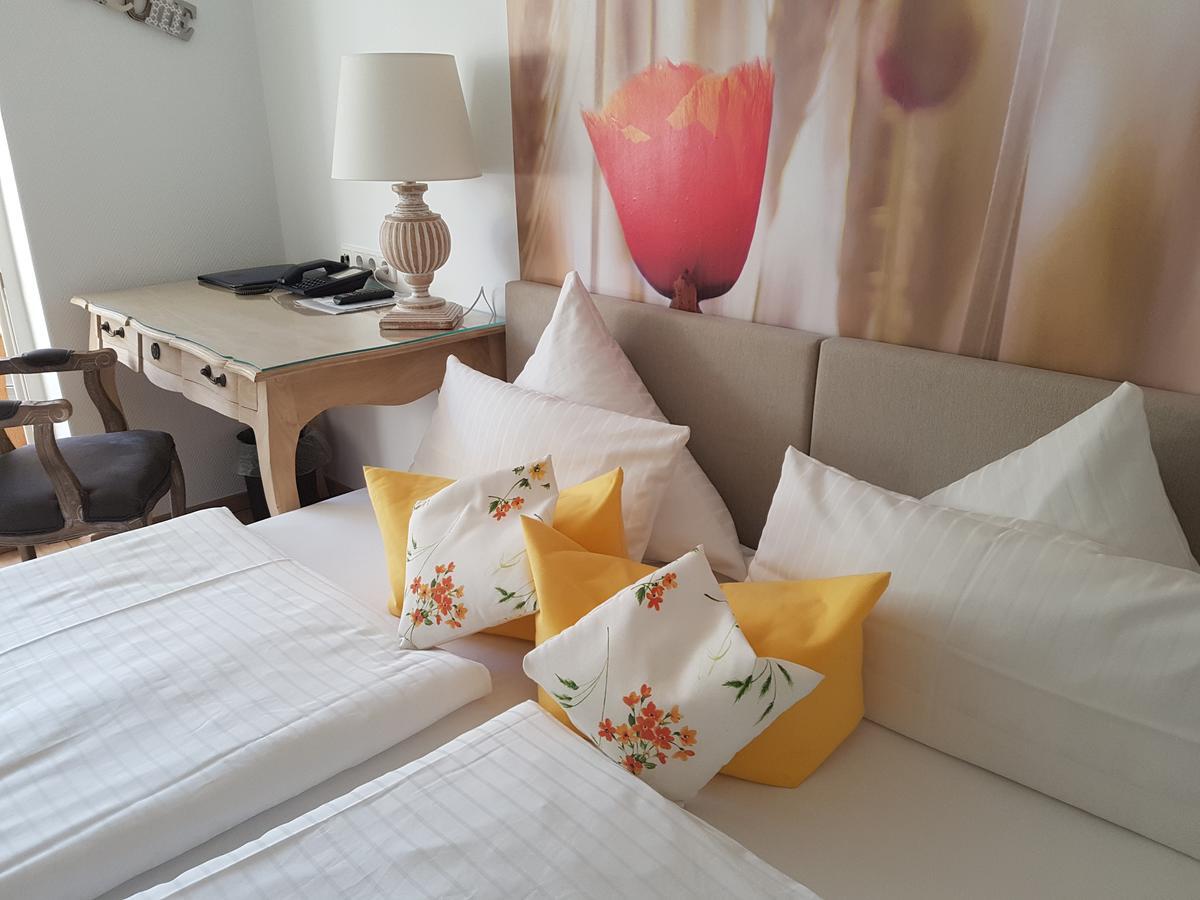 Hotel Villa Verde ดุสเซลดอร์ฟ ภายนอก รูปภาพ